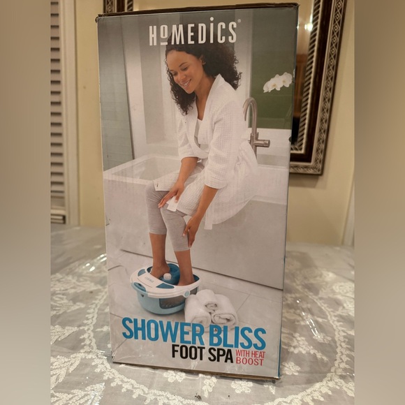 Homedics Shower Bliss FOOT SPA with heat boost. - Picture 5 of 11